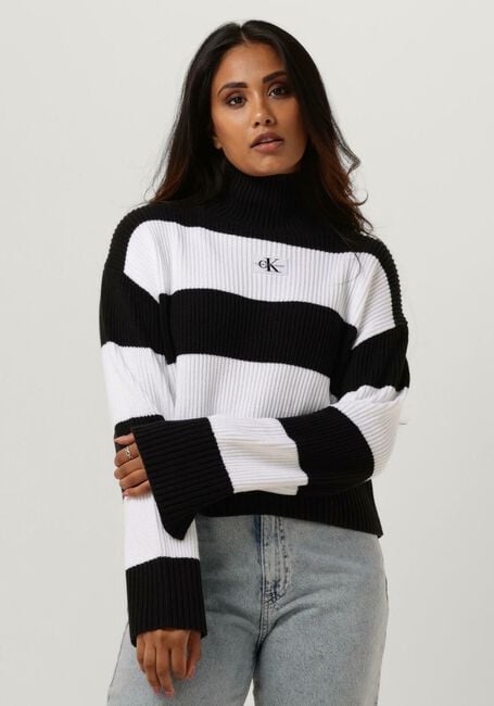 CALVIN KLEIN Col roulé LABEL CHUNKY SWEATER en noir - large