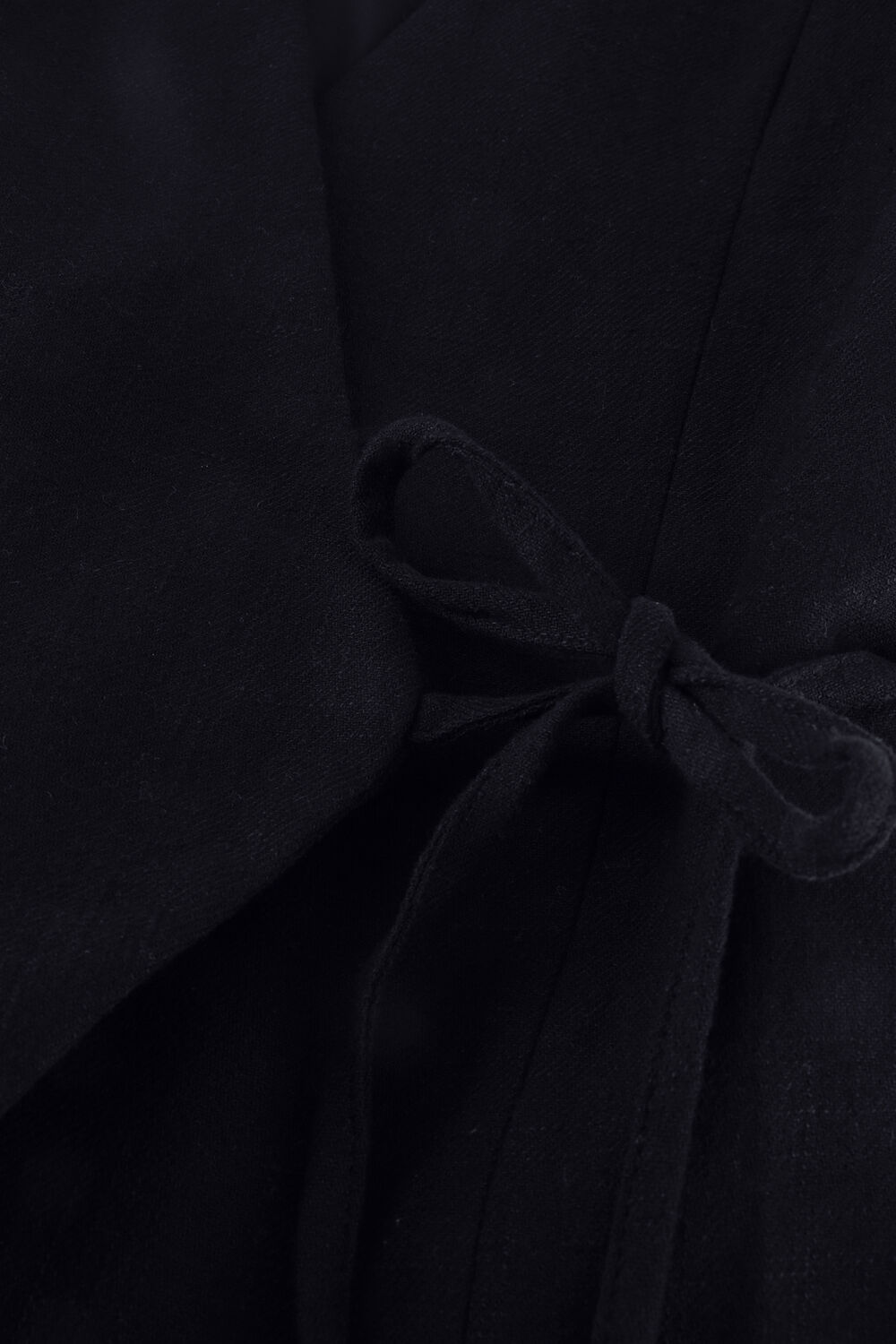 Zwarte NOTRE-V Top NV-HESTER - large