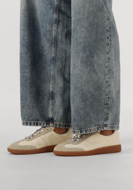 Witte BACK70 Sneakers GHOST - large