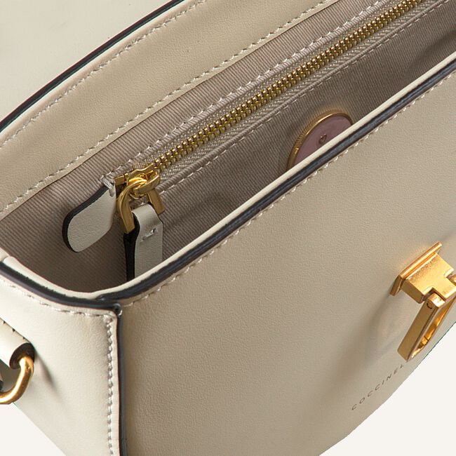 Witte COCCINELLE Schoudertas BEAT Witte COCCINELLE Schoudertas BEAT - large