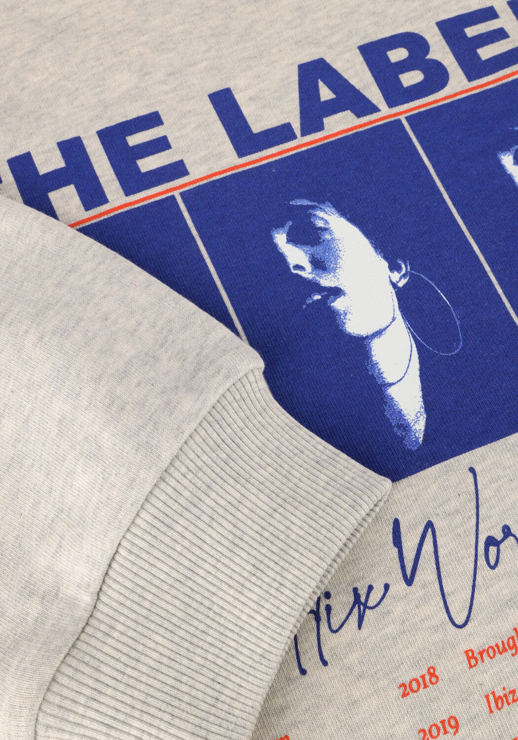 ALIX THE LABEL LADIES KNITTED CROPPED WORLD TOUR SWEATER Pulls & Gilets en gris - large