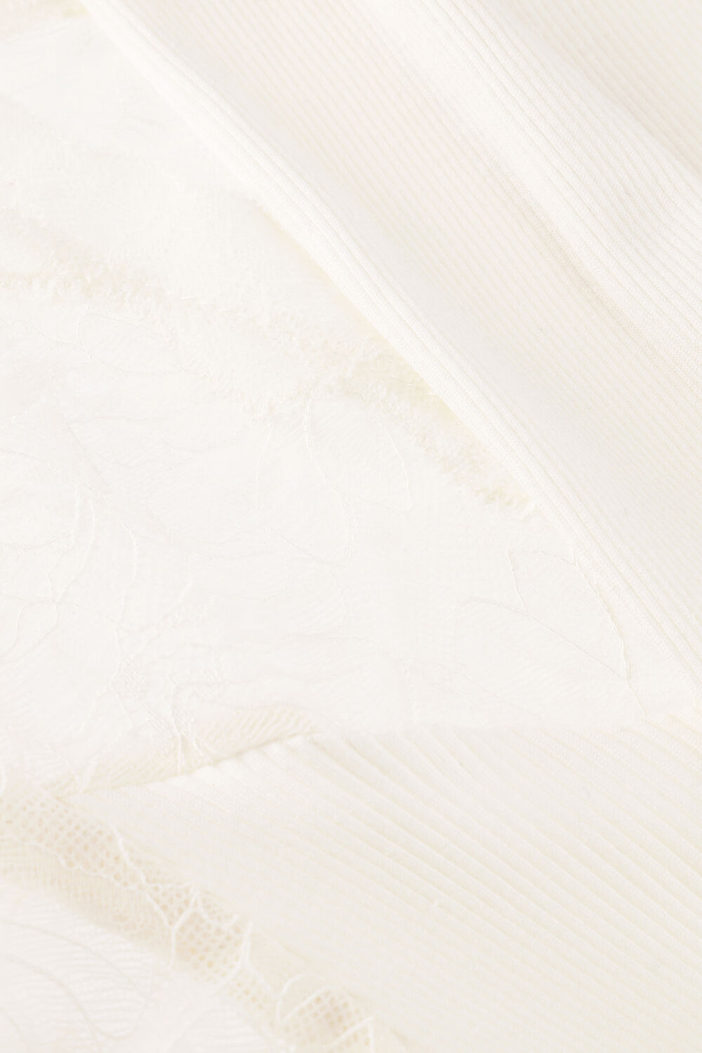 ROSEMUNDE Haut BEATHA FULL LACE V-NECK T-SHIRT Cr&egrave;me - large