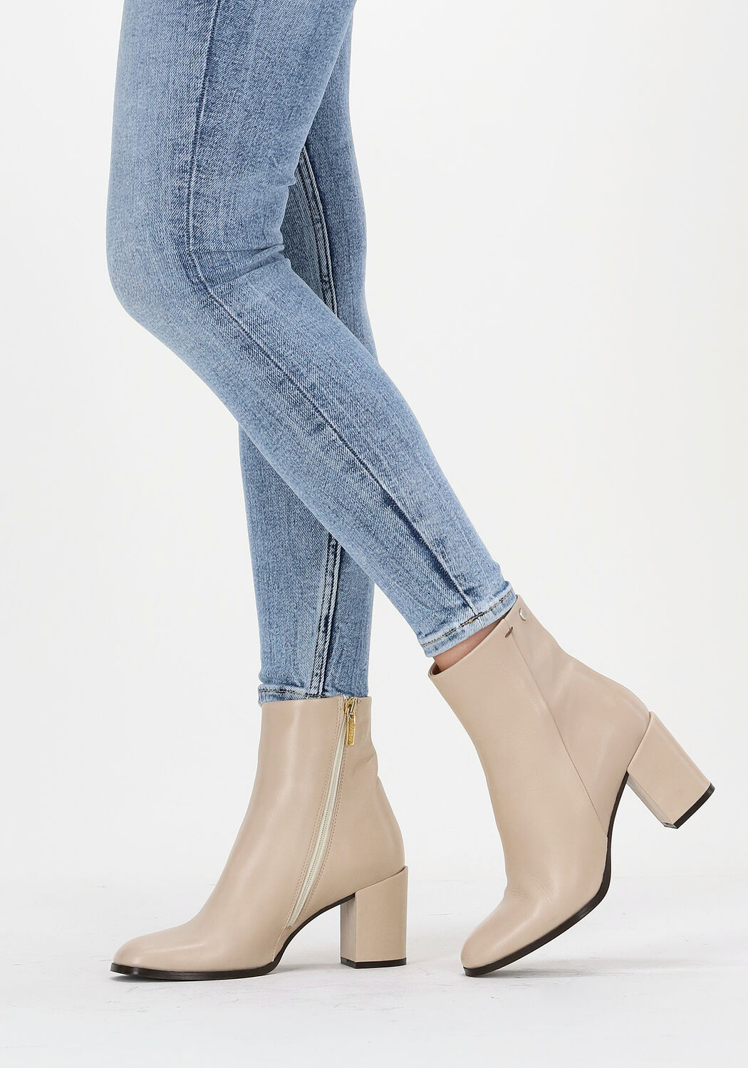 Beige NOTRE V Enkellaarsjes 03 313 Omoda
