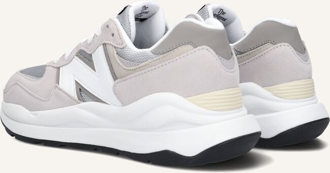Grijze NEW BALANCE Sneakers M5740 Grijze NEW BALANCE Sneakers M5740 - large