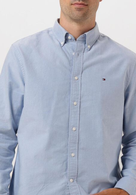 TOMMY HILFIGER Chemise décontracté SOLID HERITAGE OXFORD RF SHIRT en bleu - large