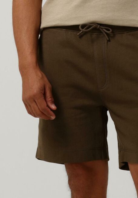 BOSS Pantalon courte SEWALK en vert - large
