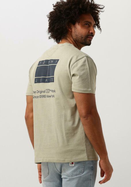 TOMMY JEANS T-shirt TJM REG ESSENTIAL CB FLAG TEE en vert - large