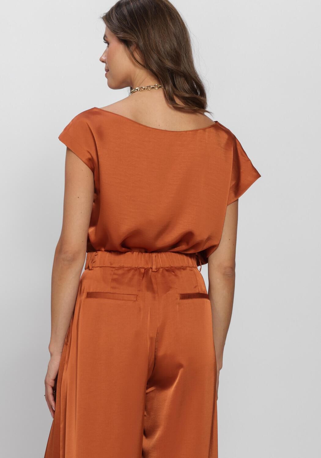 Oranje DANTE6 Top DANTE6-ROAM SATIN DRAPEY TOP - large