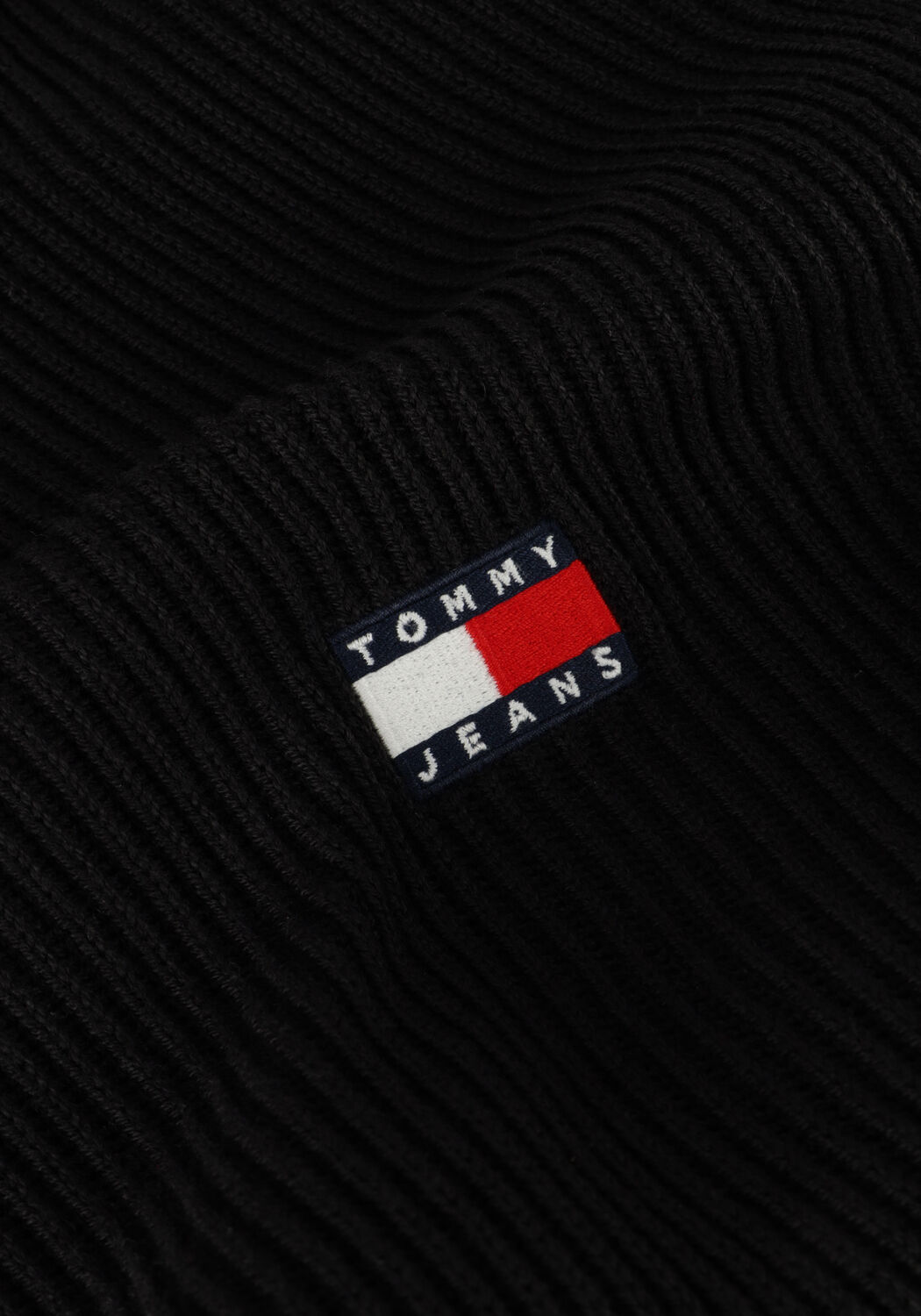 Zwarte TOMMY JEANS Coltrui TJM SLIM XS BADGE ROLLNECK - large