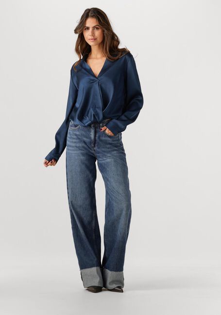 AMAYA AMSTERDAM QUINTY Blouses en bleu - large
