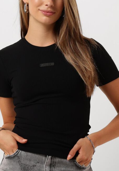 ALIX THE LABEL T-shirt LADIES KNITTED FITTED RIB T-SHIRT en noir - large