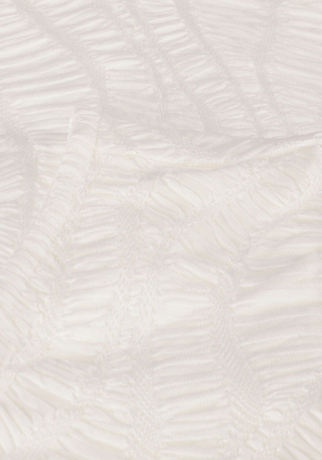 GUESS Haut SL AVALON MOCK NECK TOP en blanc - large