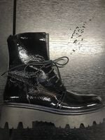 NOTRE-V Bottines &agrave; lacets A48308 SAMPLE en noir - medium