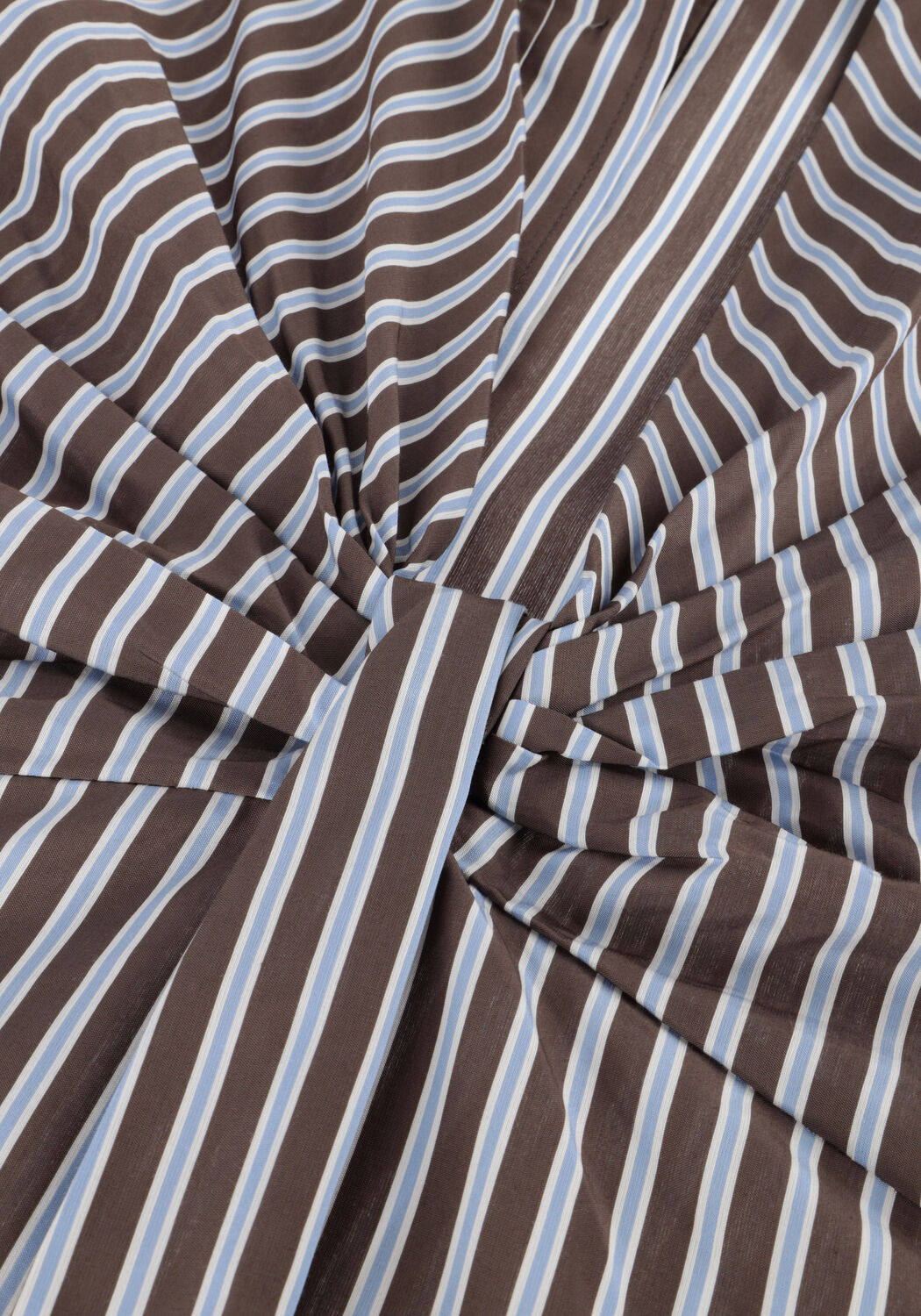 HAUTE L'AMITI&Eacute; MELVIN STRIPE TWIST BOW SHIRT Blouses en marron - large