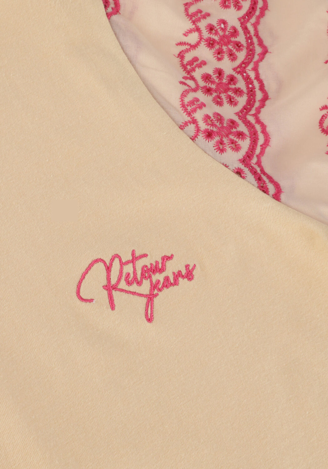 RETOUR T-shirt XENA en beige - large