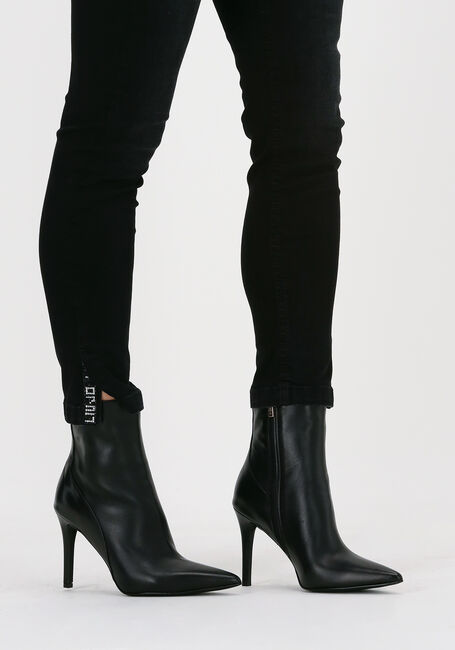 Zwarte NOTRE-V Enkellaarsjes 17535 Zwarte NOTRE-V Enkellaarsjes 17535 - large