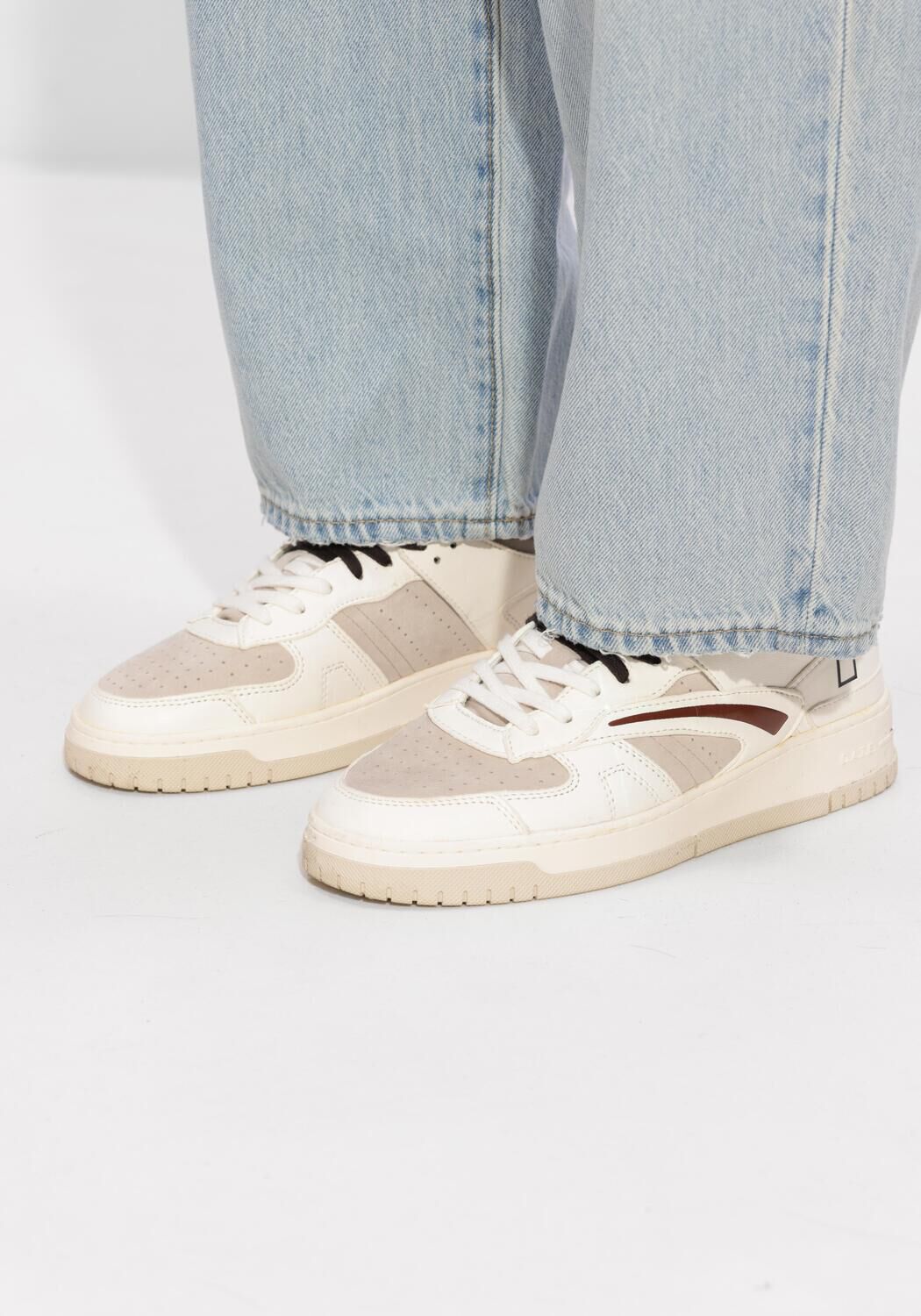 D.A.T.E Baskets basses TORNEO en beige - large