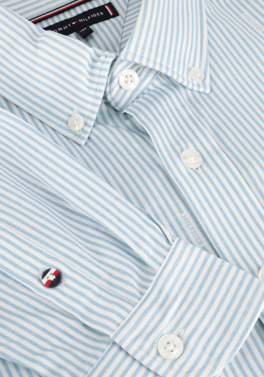 TOMMY HILFIGER Chemise d&eacute;contract&eacute; ALLOVER REGULAR SHIRT LS en bleu - large