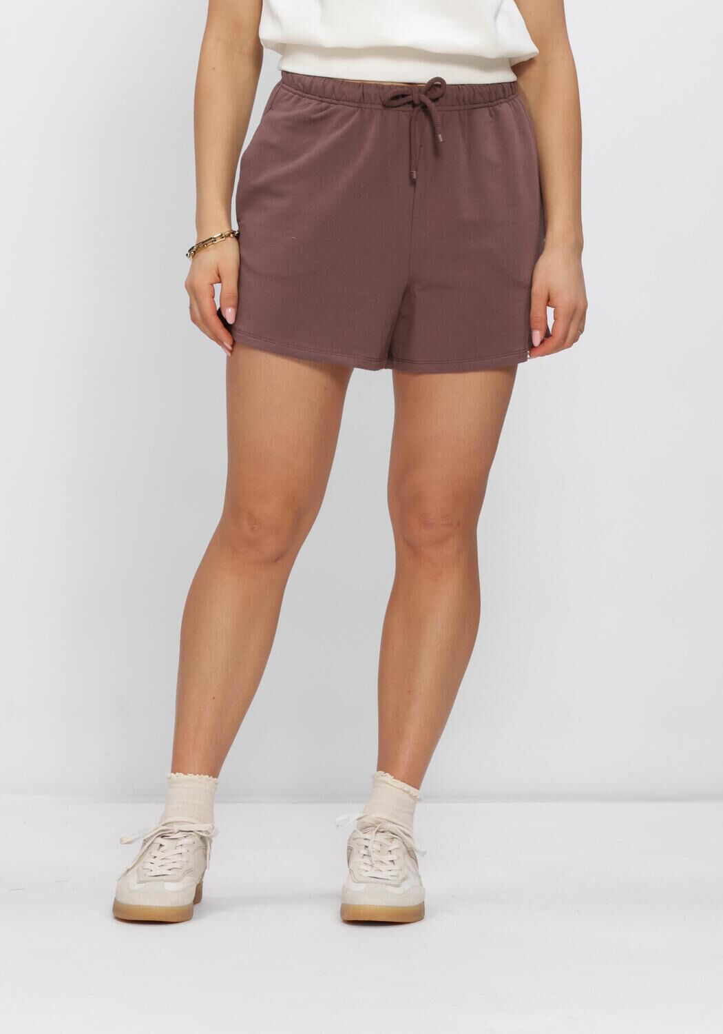 Rode WITHBLACK Broeken/jumpsuits SLTINDRA SHORTS - large