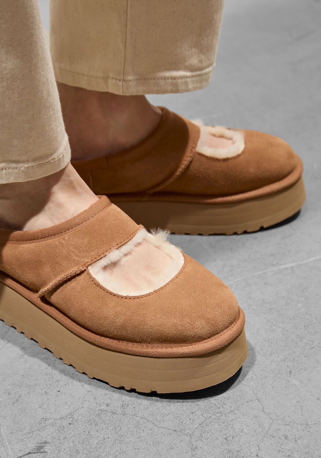 Camel UGG Instappers W BEA MARY JANE - large