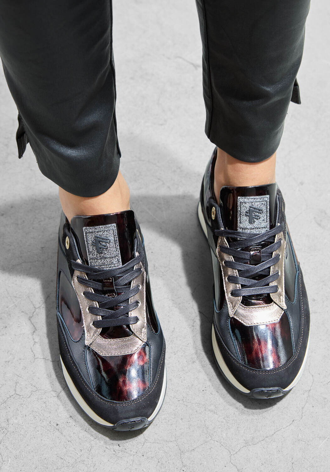 FLORIS VAN BOMMEL Baskets basses MARI 01.11 en bronze - large