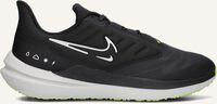 NIKE Baskets basses AIR WINFLO SHIELD en noir NIKE Baskets basses AIR WINFLO SHIELD en noir - medium