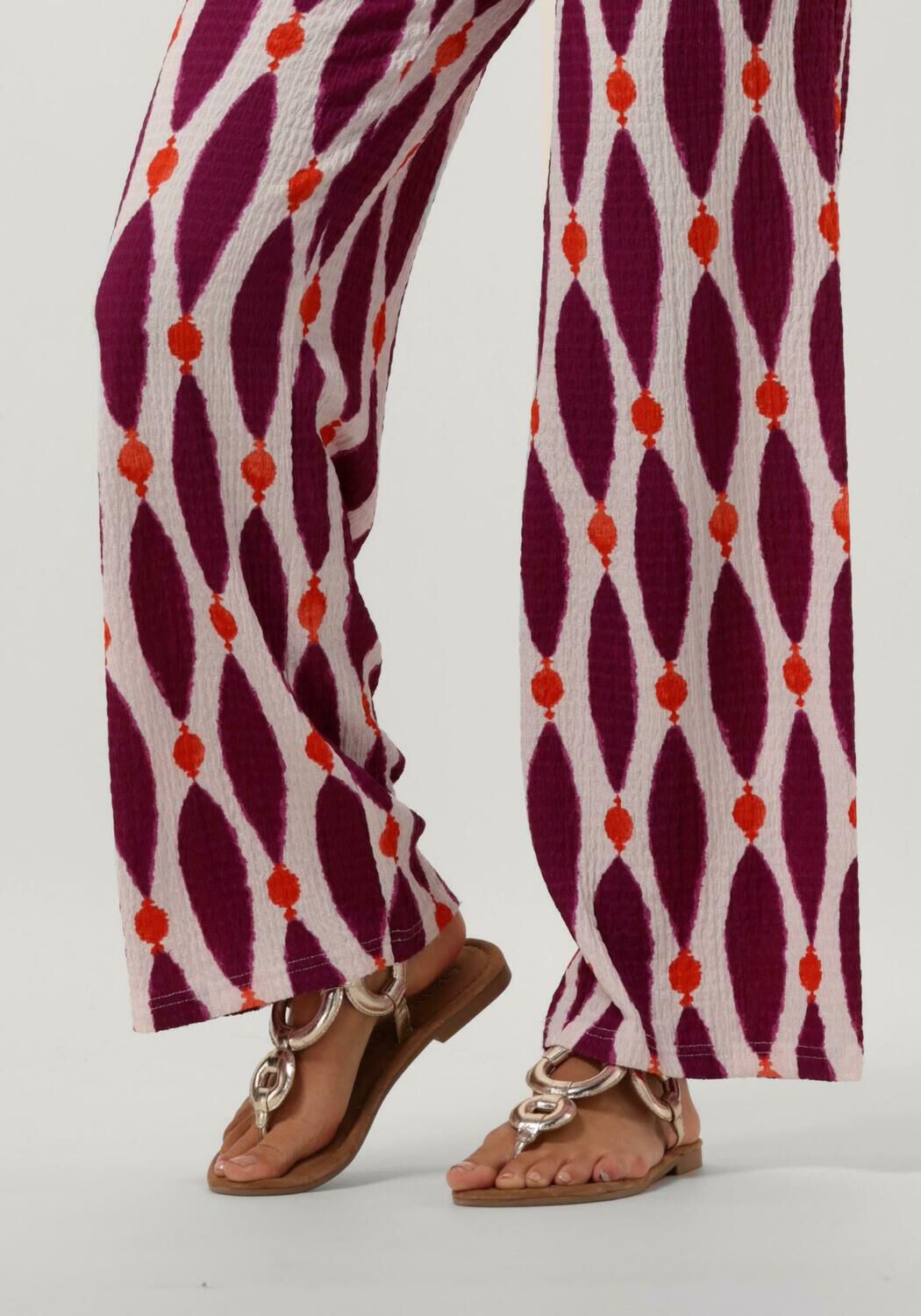 LAZAMANI 33.543 Sandales en or - large