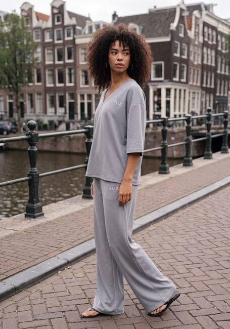 Lichtgrijze ALIX THE LABEL Joggingbroek LADIES KNITTED SCUBA WIDE LEG PANTS - large