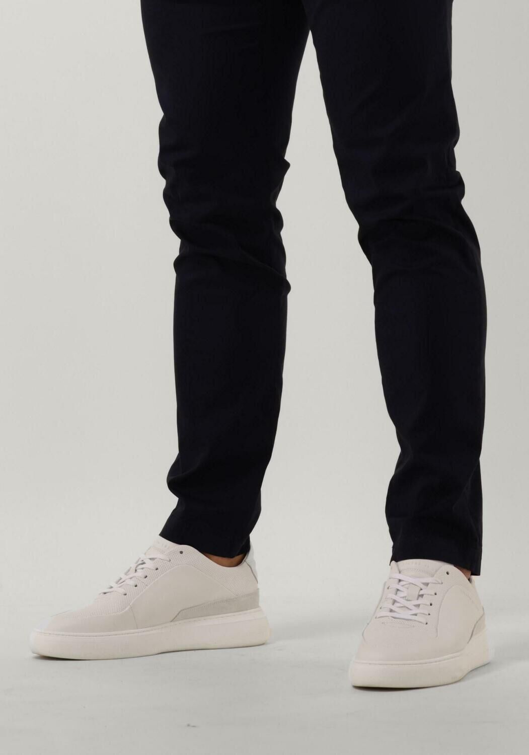 CYCLEUR DE LUXE Baskets basses ECHELON en blanc - large