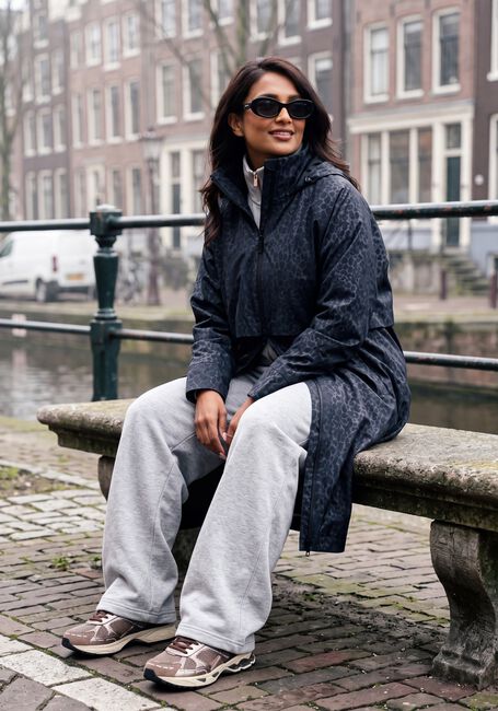 Grijze DEBLON SPORTS Sweater AISHA HALF ZIP SWEATER - large