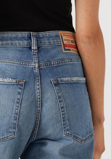 Lichtblauwe DIESEL Straight leg jeans 1988 D-ARK - large