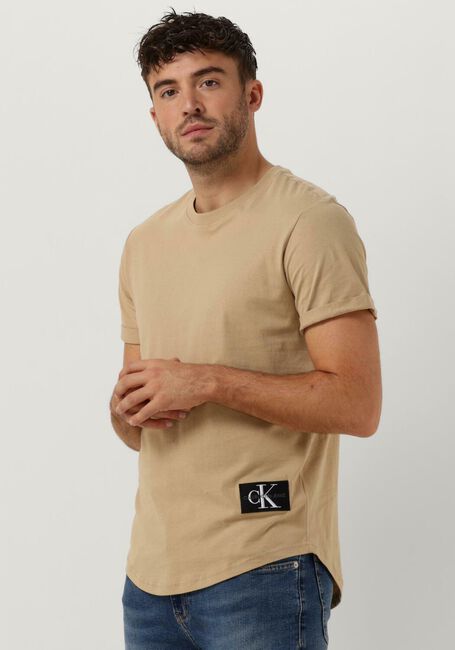 Groene CALVIN KLEIN T-shirt BADGE TURN UP SLEEVE - large