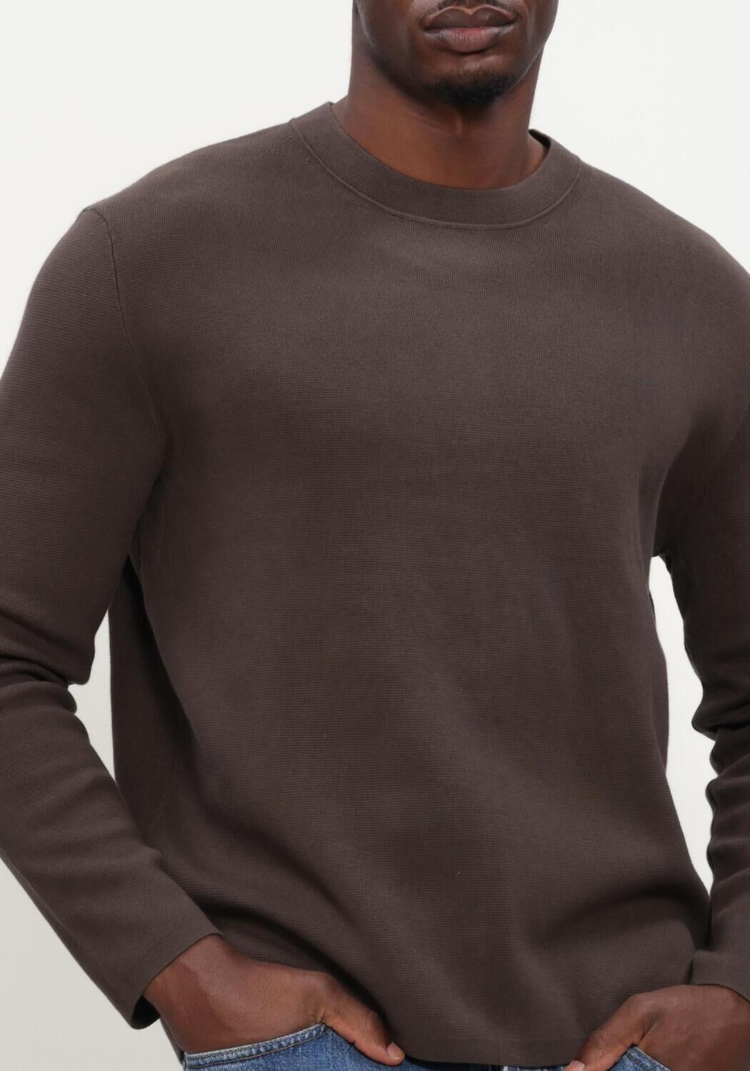 SELECTED MEN Chandail SLMMIKE LIGHT LS KNIT CREW NECK en marron - large