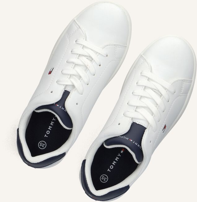 Witte TOMMY HILFIGER Sneakers 33848 Witte TOMMY HILFIGER Sneakers 33848 - large