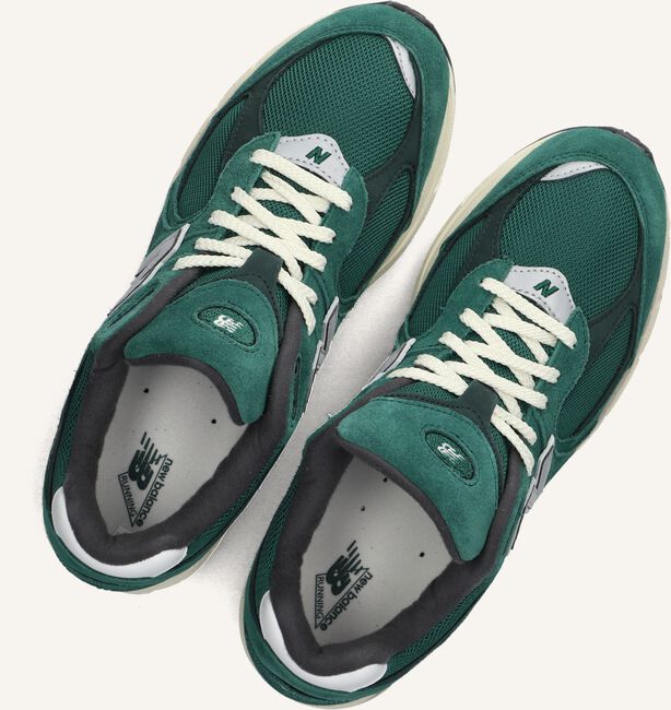 Groene NEW BALANCE Sneakers M2002R M Groene NEW BALANCE Sneakers M2002R M - large