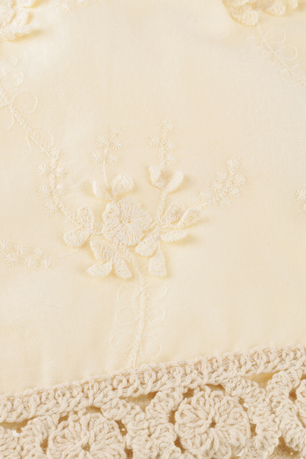 LIKE FLO Pantalon courte FANNY EMBROIDERY SHORT Cr&egrave;me - large