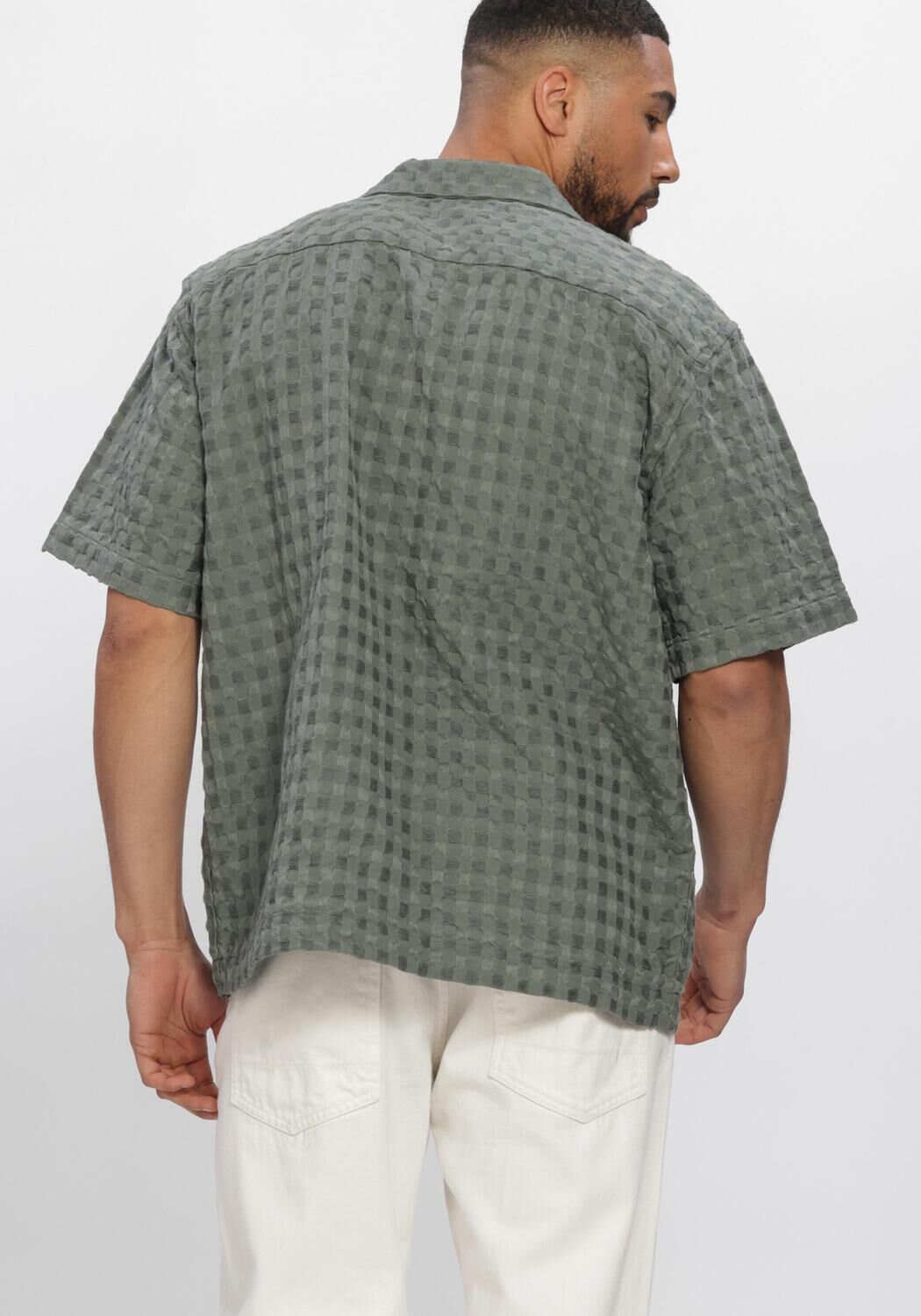 Groene SELECTED MEN Overhemden SLHRLXMONTY TEXTURE SS SHIRT - large