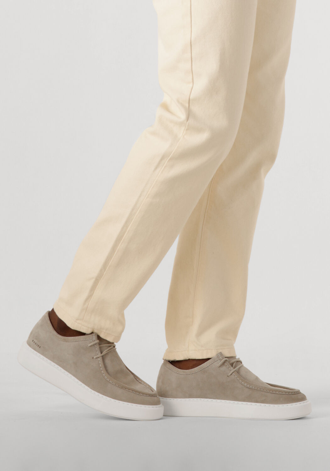 NUBIKK Baskets basses VINCE RYAN en beige - large