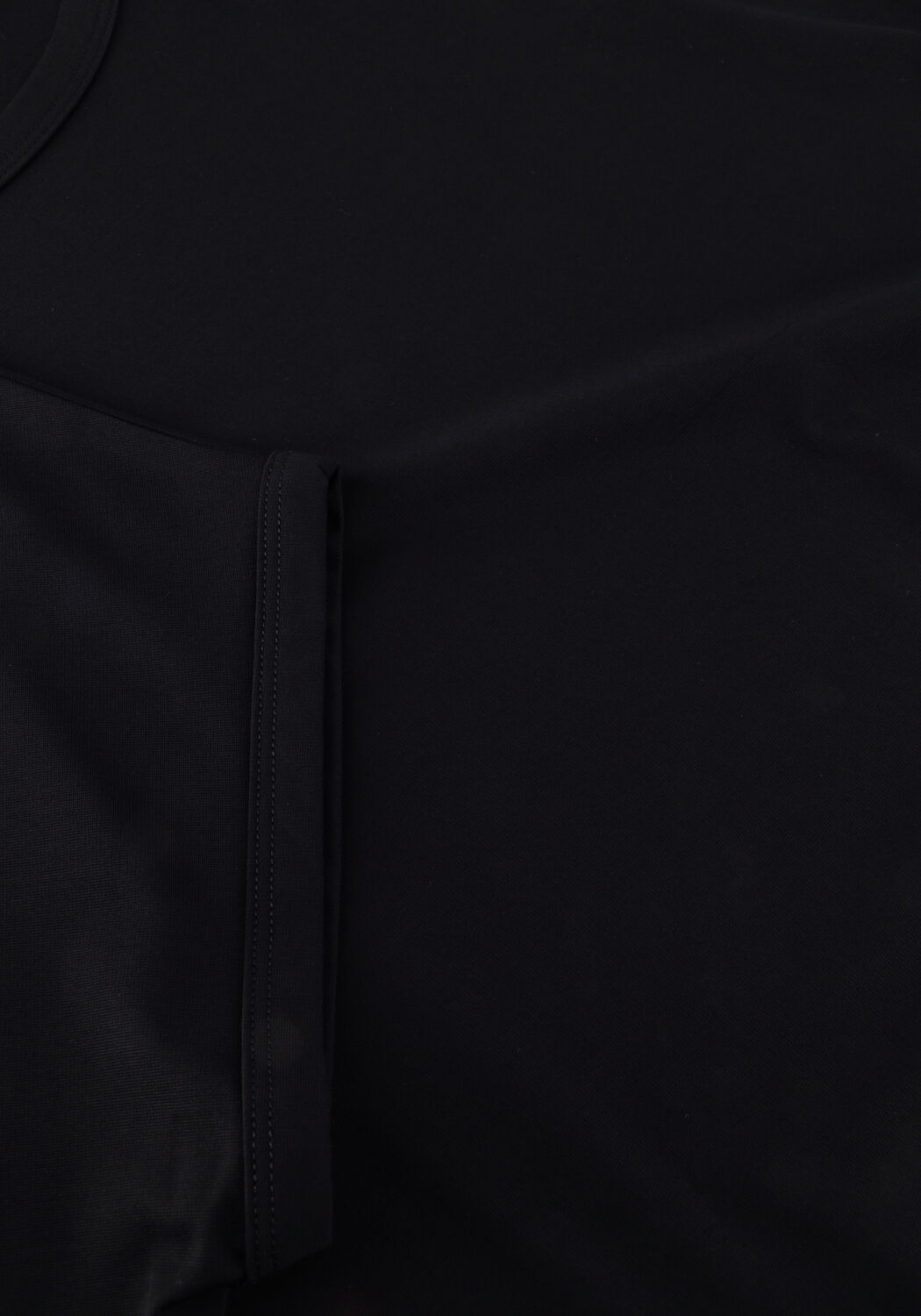 KNIT-TED T-shirt EMMA en noir - large