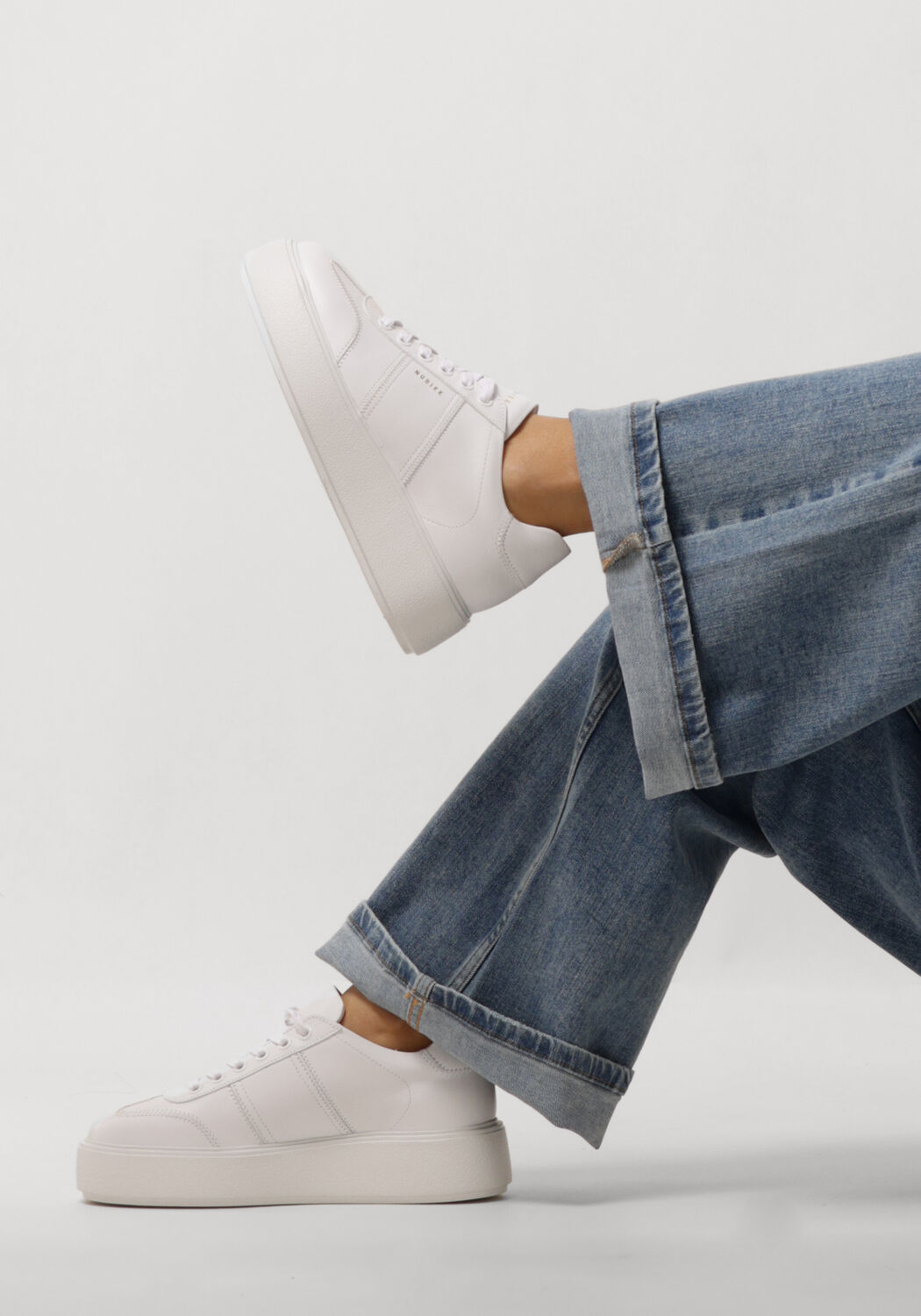 Witte NUBIKK Sneakers ELISE WING Omoda