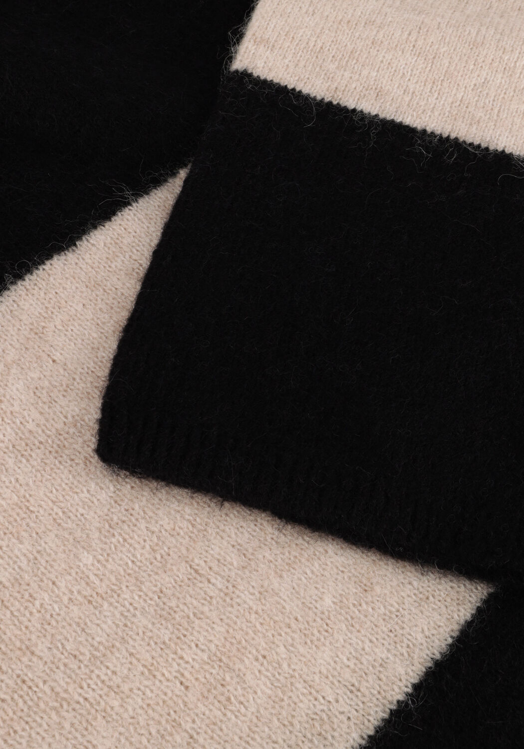 SELECTED WOMEN Mini robe SLFALVA LS KNIT HIGH NECK DRESS en noir - large