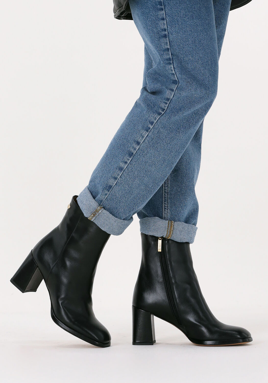 NOTRE-V AO170 Bottines en noir - large