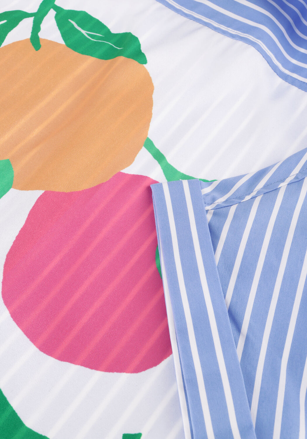 CATWALK JUNKIE SHORT SLEEVE BLOUSE WITH GRAPHIC Blouses en bleu - large