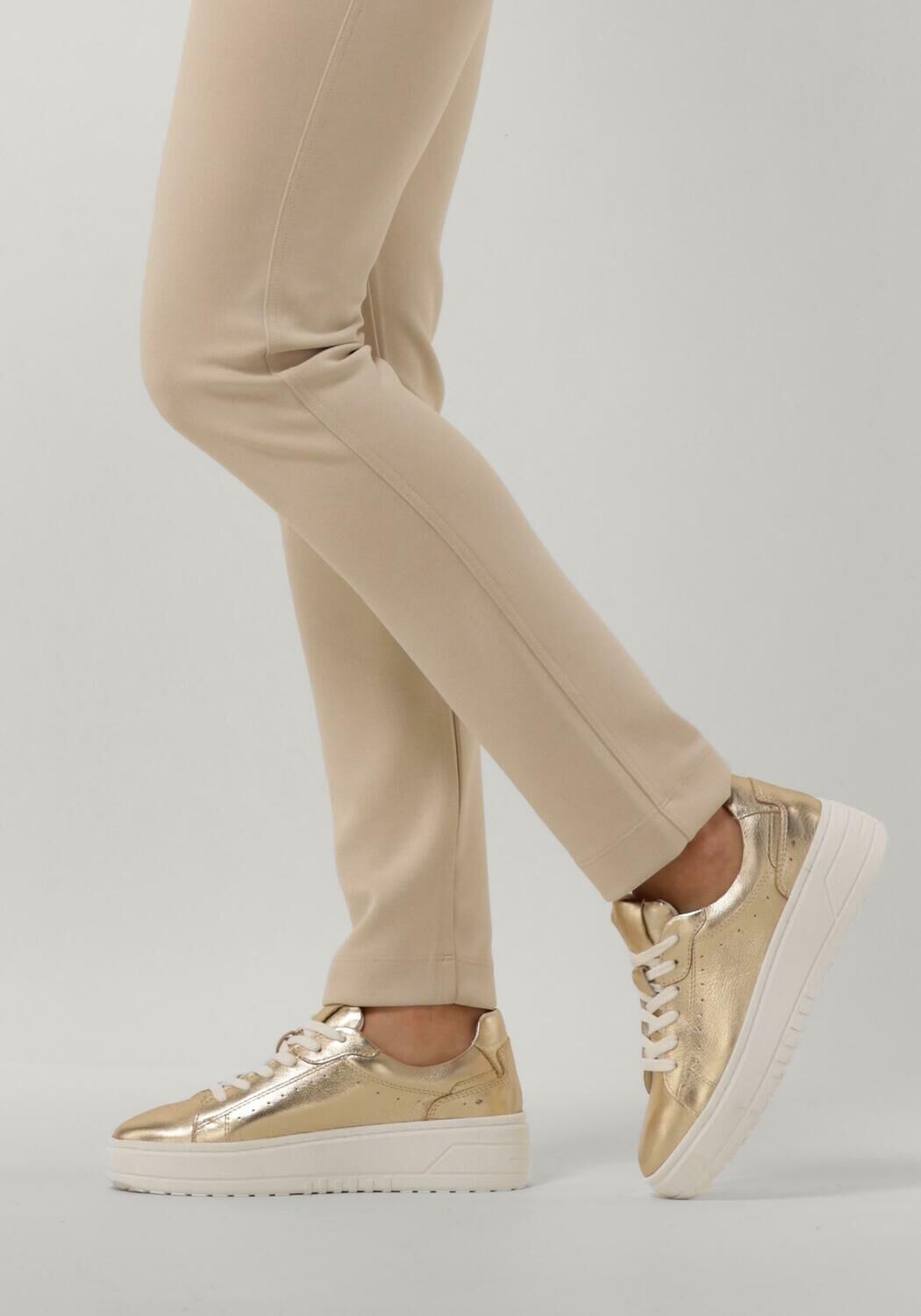 OMODA Baskets basses ANEMONE en or - large