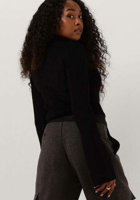 GESTUZ Pull YASMIAGZ ZIPPER PULLOVER en noir - large