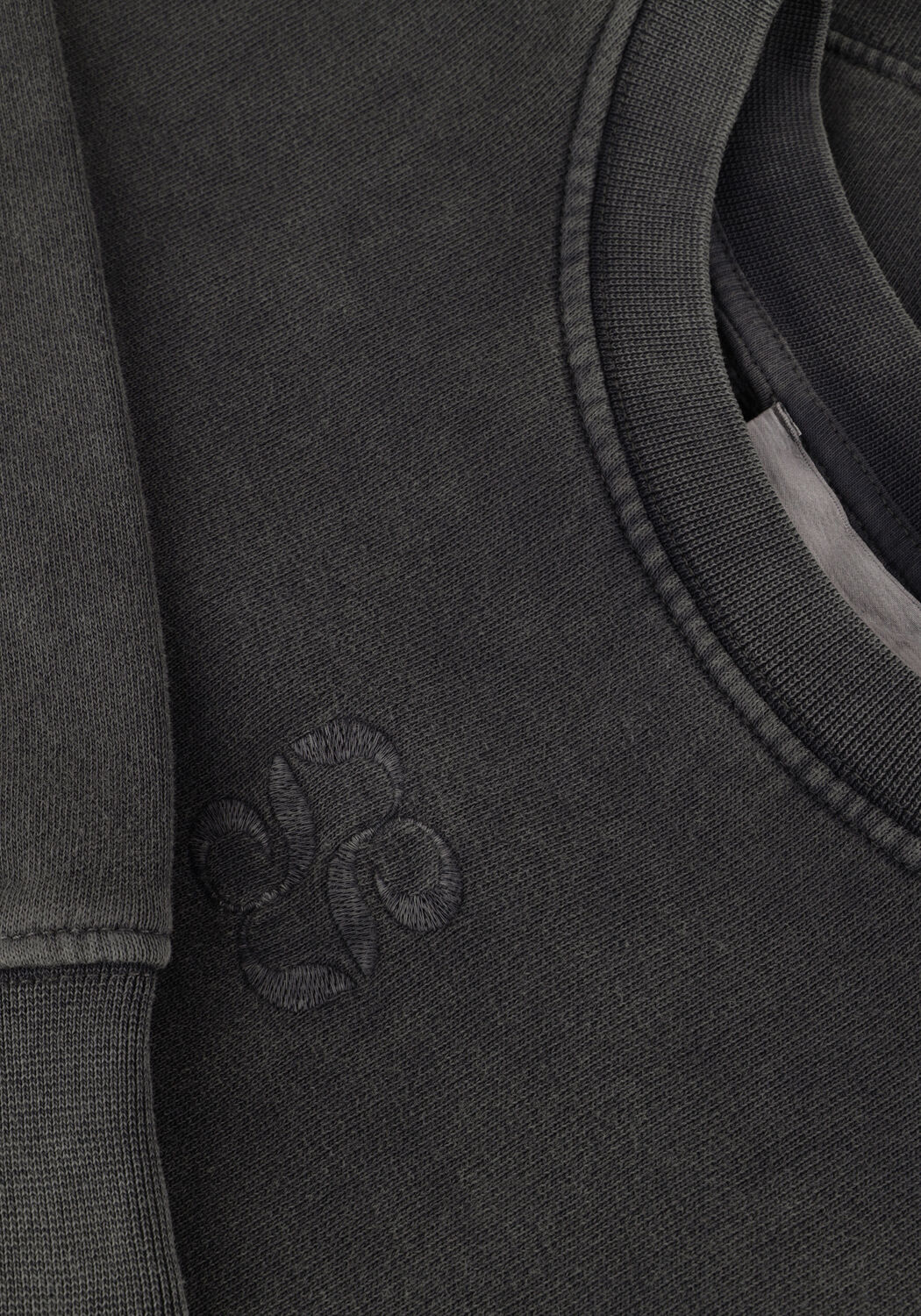 MY ESSENTIAL WARDROBE Pull DIEGOMW LOGO EMB. SWEAT Gris fonc&eacute; - large