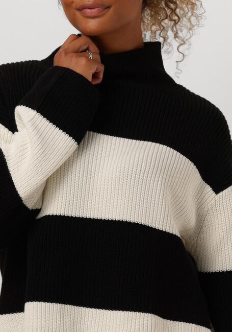 CALVIN KLEIN Col roulé CHUNKY LOOSE HIGH NECK SWEATER en blanc - large