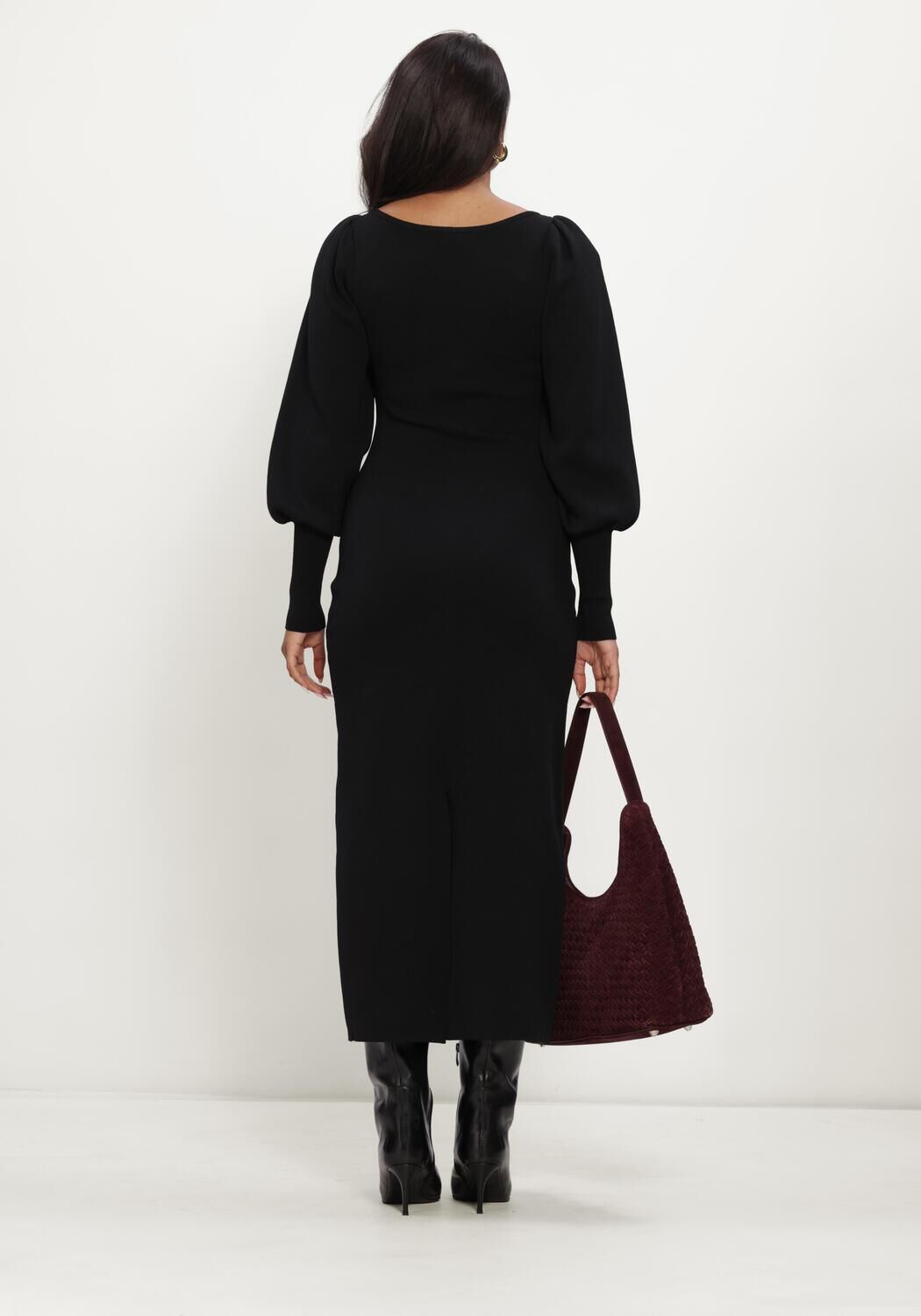 OMODA ATELIER Robe maxi OM-SORAYA X QUINTY en noir - large