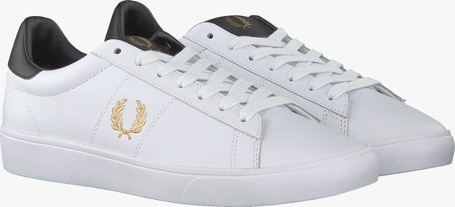 FRED PERRY Baskets basses B8255 en blanc  - large