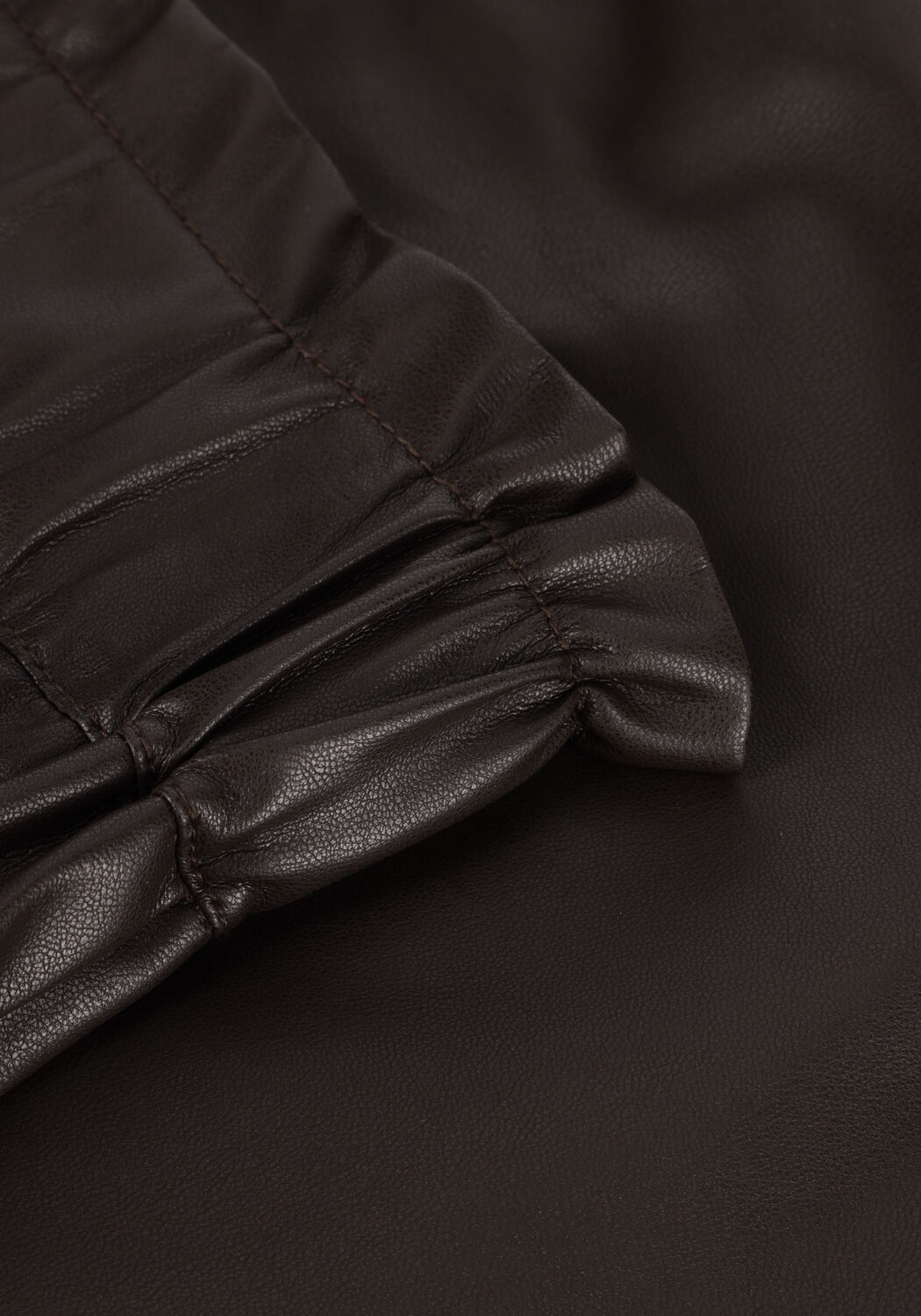 Bruine KNIT-TED Broeken/jumpsuits ALOIS SHORT - large